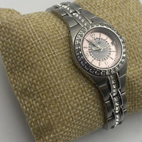 Relic Wet Ladies Watch ZR11787 Pink Face Silver Case CZ Crystals 165 Ft Date - Picture 2 of 6